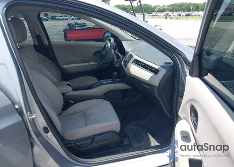 2018 Honda Hr-V Lx из США, поврежденный, VIN 3CZRU6H39JG704640